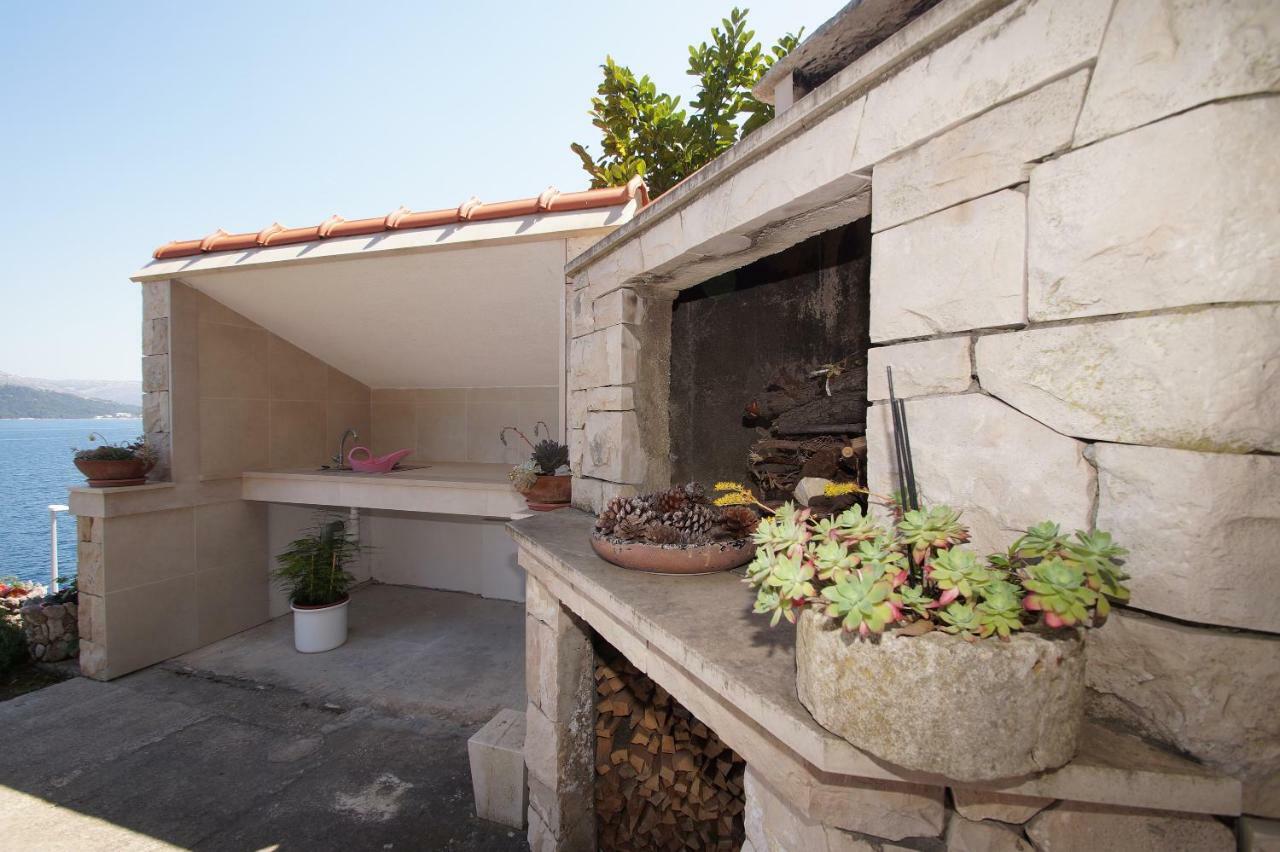Apartments Mirna Korčula Eksteriør billede