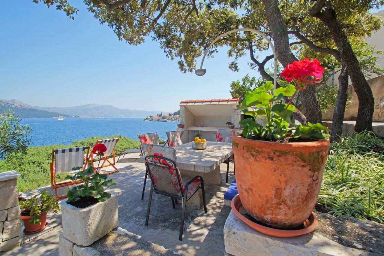 Apartments Mirna Korčula Eksteriør billede
