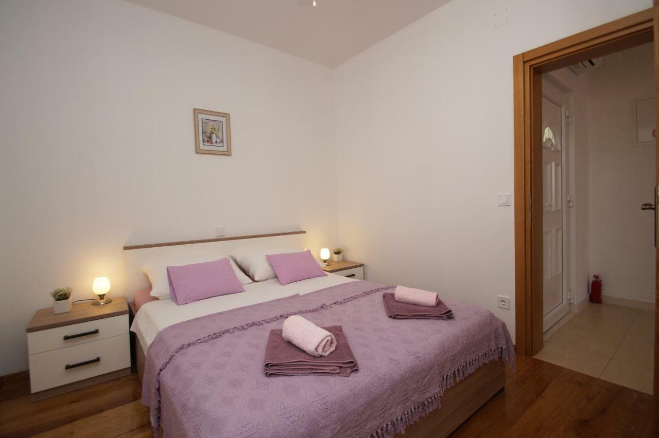 Apartments Mirna Korčula Eksteriør billede
