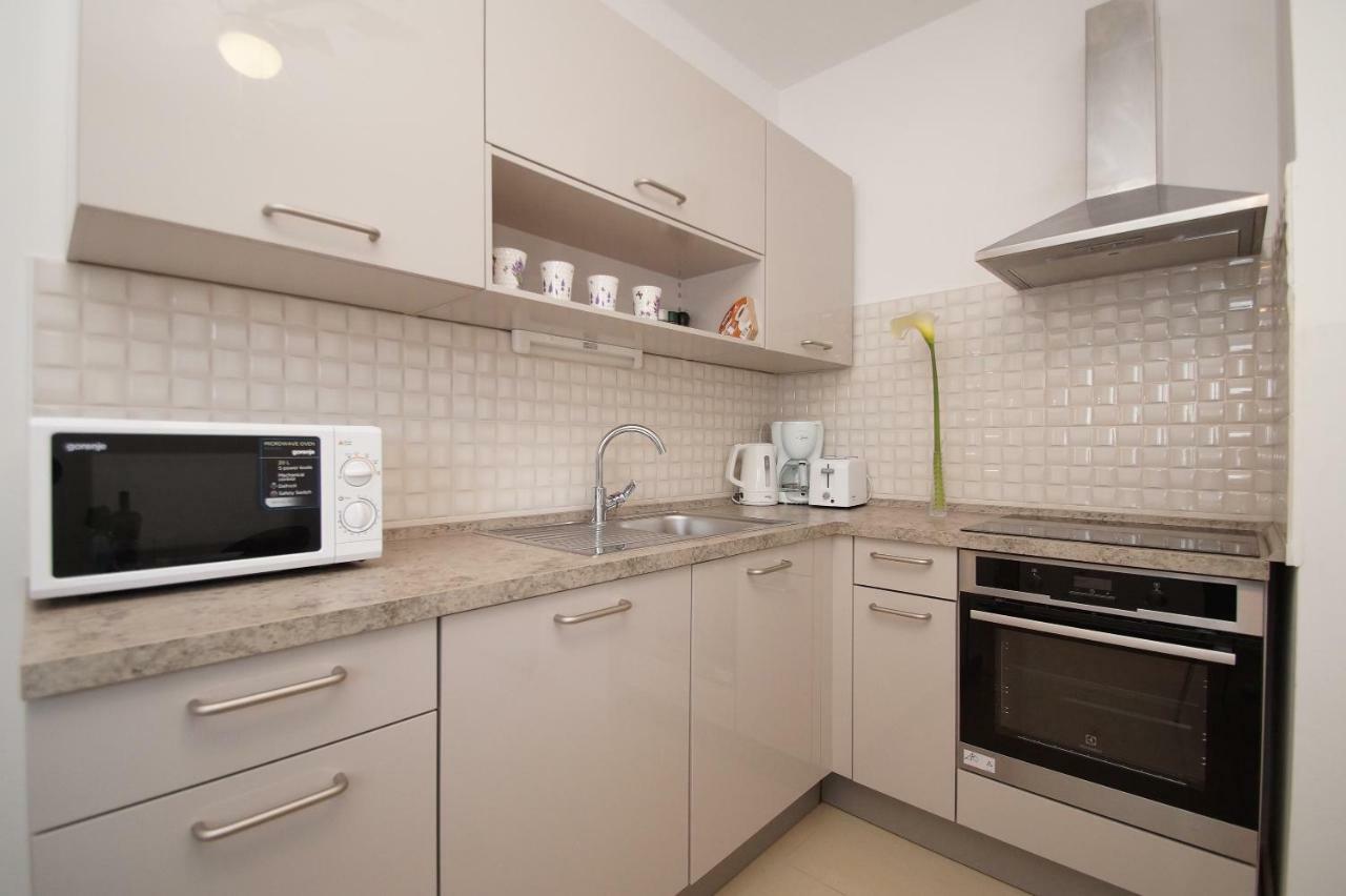 Apartments Mirna Korčula Eksteriør billede