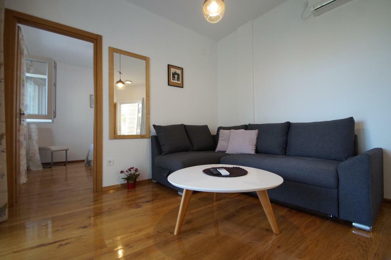Apartments Mirna Korčula Eksteriør billede