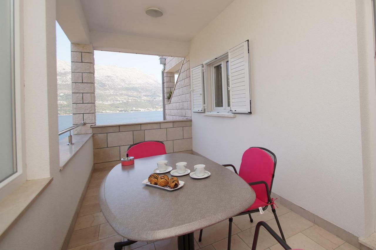 Apartments Mirna Korčula Eksteriør billede