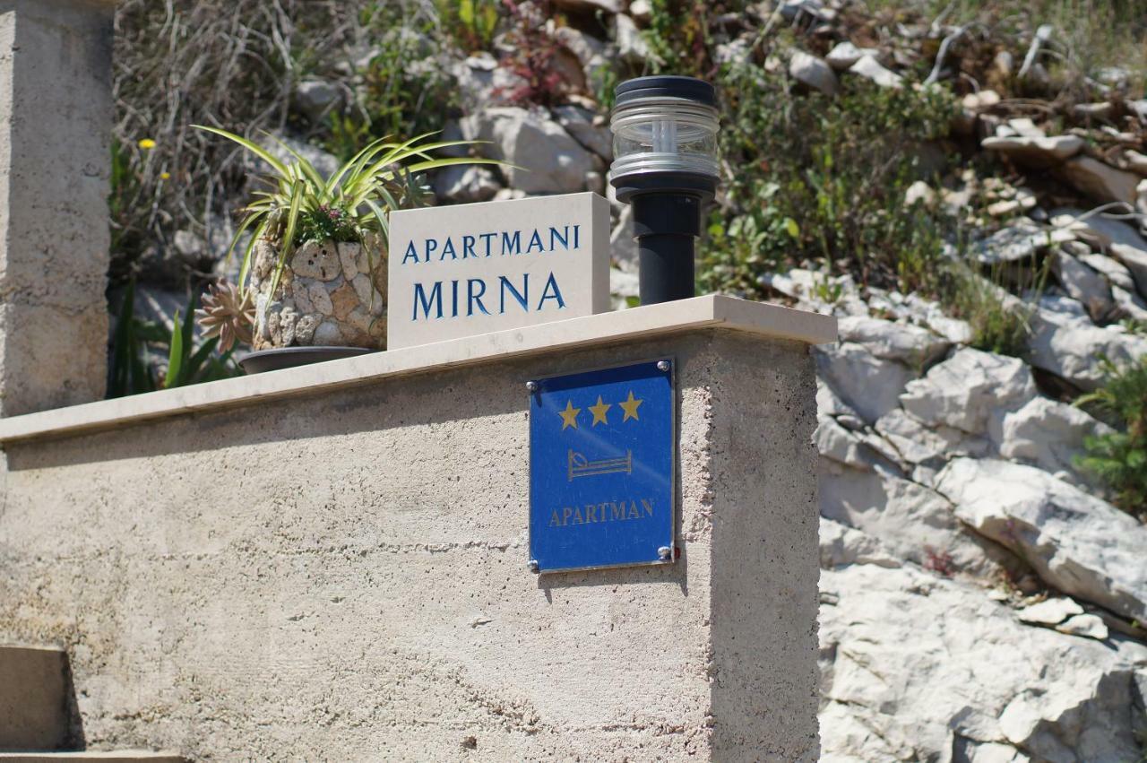 Apartments Mirna Korčula Eksteriør billede